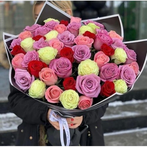 Купить на заказ Букет из 51 розы  (микс) с доставкой в Уштобе