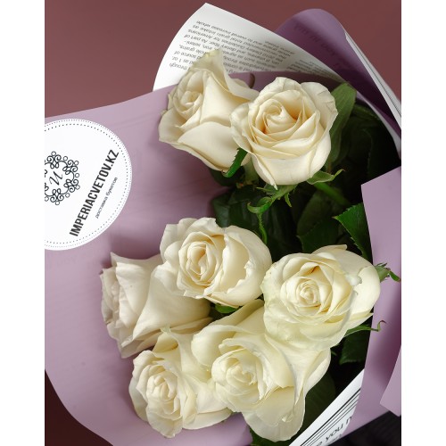 Купить на заказ Букет из 7 белых роз с доставкой в Уштобе
