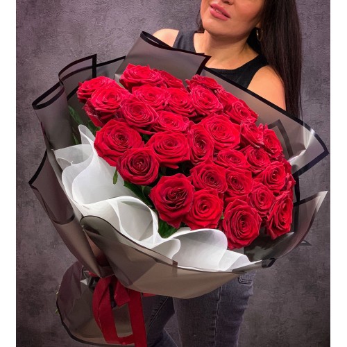 Купить на заказ Букет из 35 красных роз с доставкой в Уштобе