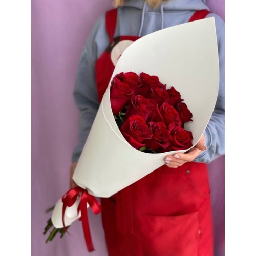 Купить на заказ 15 красных роз с доставкой в Уштобе