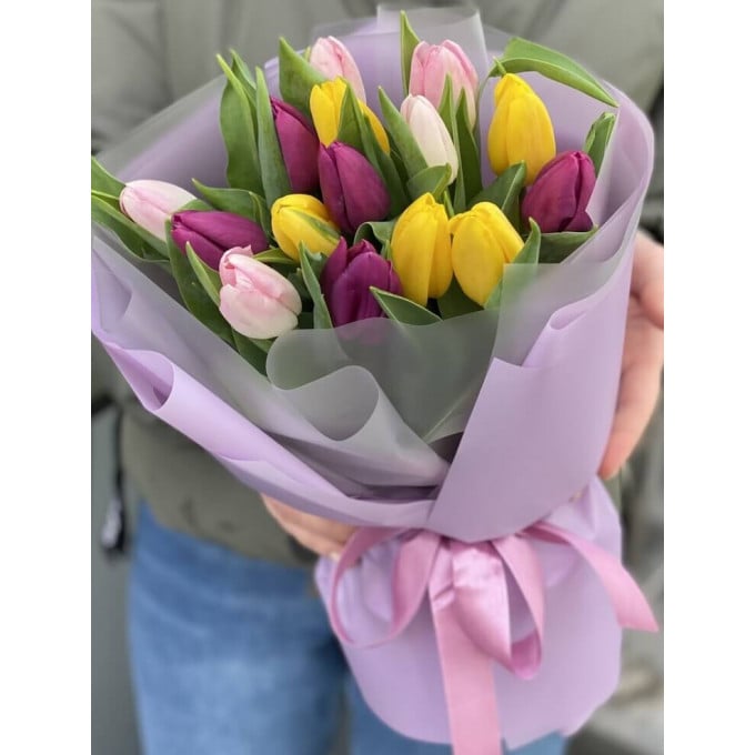 15 тюльпанов