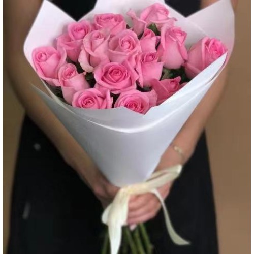 Купить на заказ 15 розовых роз с доставкой в Уштобе