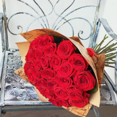 Купить на заказ Букет из 31 красной розы с доставкой в Уштобе